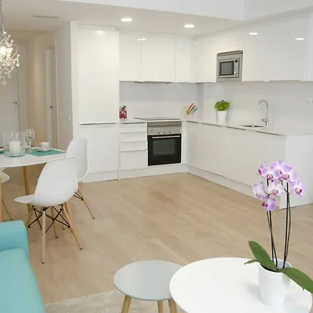 Tarragonasuites 3-spring Apartment